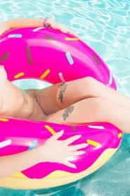 JulesJordan: Haley Reed – Haley Reed Loves Anal! This Pool Babe Gets Her Donut Hole Filled!